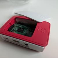 Raspberry Pi 2 Model B con case