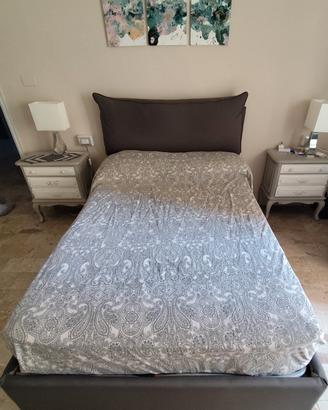 Letto a contenitore da una piazza e mezza