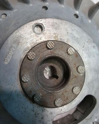 VOLANO VESPA PIAGGIO PRIMAVERA ORIGINALE NO ET3