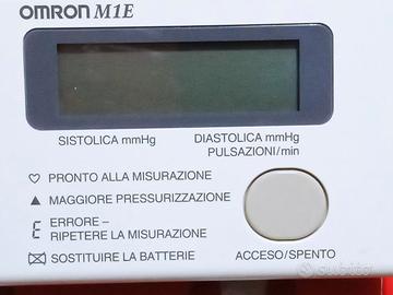 apparecchio per misurare la pressione.