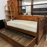 Letto in legno massello