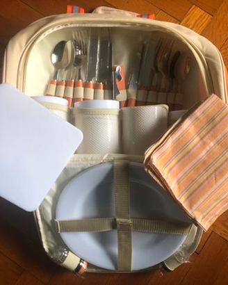 Borsa termica con kit pic nic campeggio