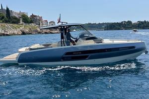 Invictus Gt370 (2022)