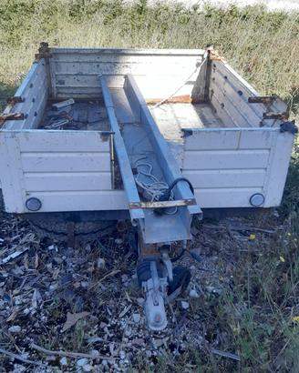 Rimorchio auto