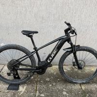 Cube Reaction Hybrid Race 625 Tg M Bosch 625