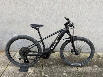 Cube Reaction Hybrid Race 625 Tg M Bosch 625