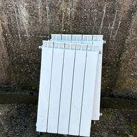 3 Termosifoni in alluminio