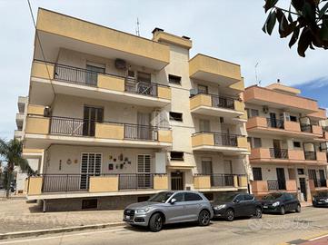 4 LOCALI A POLIGNANO A MARE