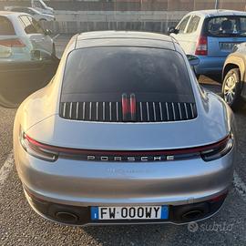Porsche Carrera 911 992
