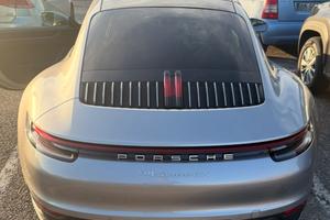 Porsche Carrera 911 992