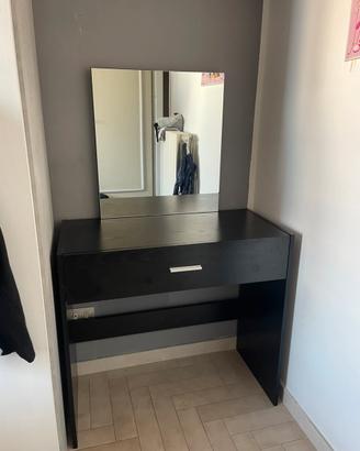 Scrivania nera con specchio - stile moterno