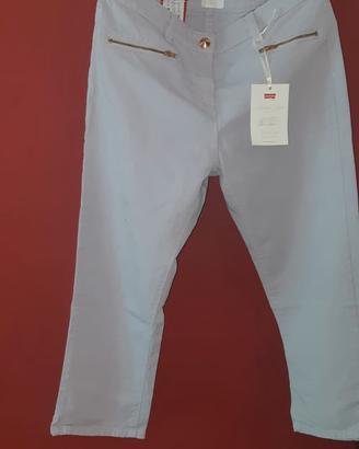 pantaloni pinocchietto viola chiaro. della carrera