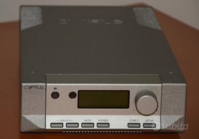 Cyrus 8XP e Alimentatore PSX-R