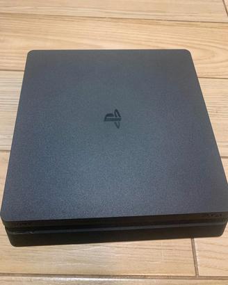 Playstation 4 slim