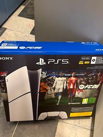 Ps5 digital 825GB + FC26 imballata