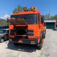 Fiat 180 con GRU PM