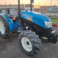 Trattore NEW HOLLAND T3030