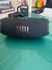 JBL Charge 5