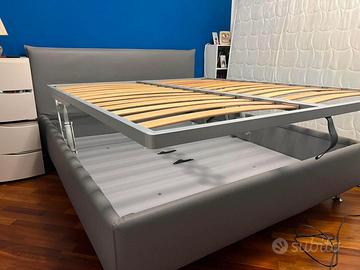 Letto matrimoniale con cont