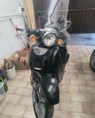 scarabeo 150