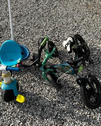 Biciclette e triciclo