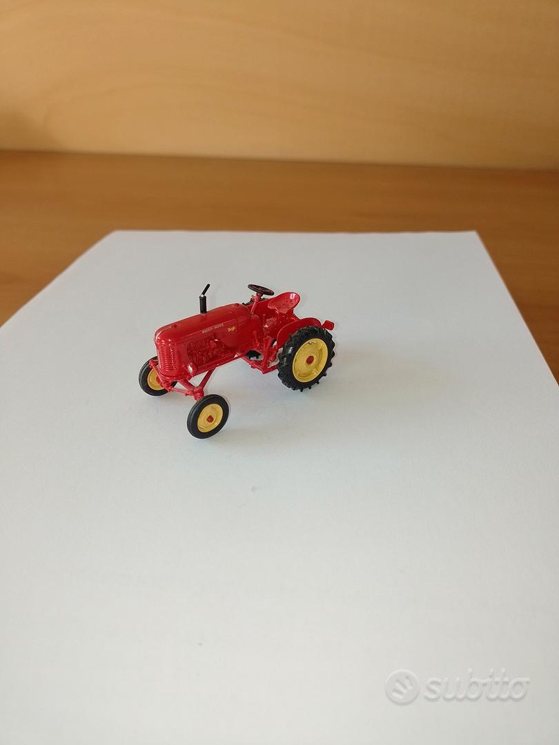Trattore Modello In Metallo Stile Antico – Riproduzione Dettagliata Da Collezione, 26 Cm