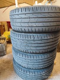 gomme  estive 215/60/17  Hankook 