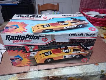 radiopilot Renault alpine giocattolo vintage