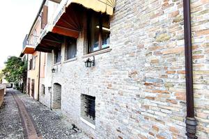 5 LOCALI A SALUDECIO