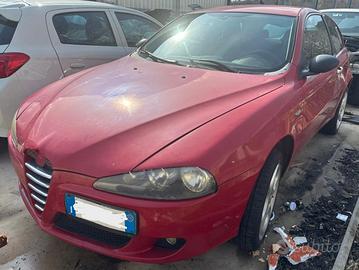 ALFA ROMEO 147 per ricambi usati