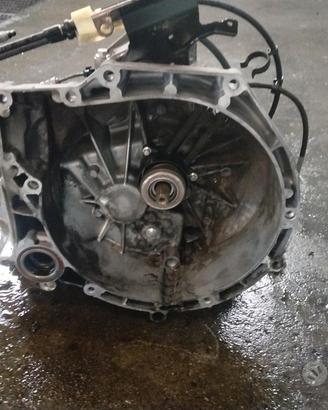 Cambio manuale Ford Fiesta 2015 1.5td 5marce