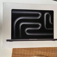 Apple MacBook Pro 14 M5 24Gb Ram 1TB SSD 10-Cpu 10