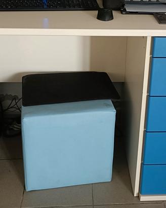 Cassettiera con ruote e Scrivania bianca e blu