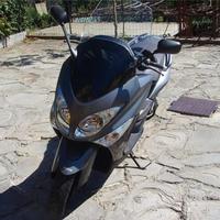 YAMAHA TMAX 2008