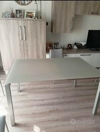 Tavolo Target Point allungabile in vetro