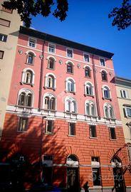 NEGOZIO A TRIESTE