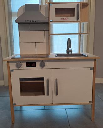 cucina in legno per bambini