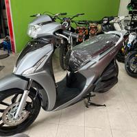 Kymco People S200 R16