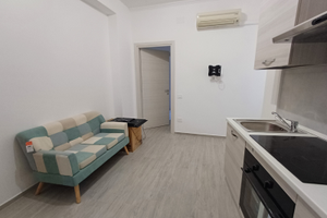 Via Turati fronte Clinica Korian,bivano nuovo