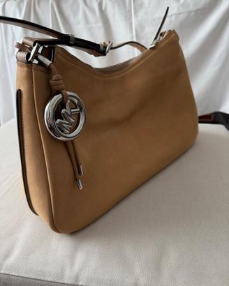 Michael Kors Borsa convertibile Nolita media nabuk