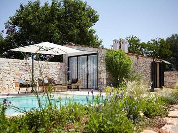 VILLA SINGOLA A POLIGNANO A MARE