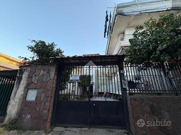 3 LOCALI A GRUMO NEVANO