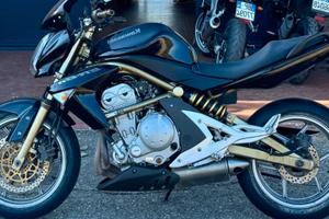 Kawasaki er6n