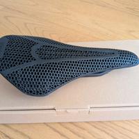 Nuovo!!! Sella - Fizik Vento Argo 00 Adaptive 140