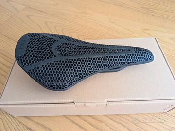 Nuovo!!! Sella - Fizik Vento Argo 00 Adaptive 140