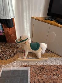 Cavallo a dondolo marca trudi