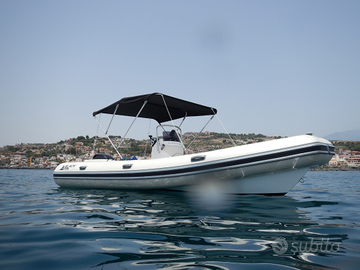 Gommone Blackfin 580 Classic