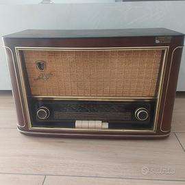 radio a valvole Vega