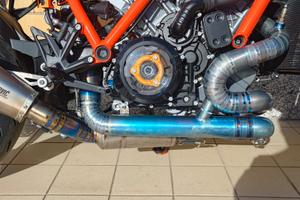 KTM SUPER DUKE SUPERDUKE 1390 CON 2000 KM