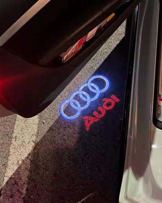 Luci cortesia sottoporta LED Logo Audi